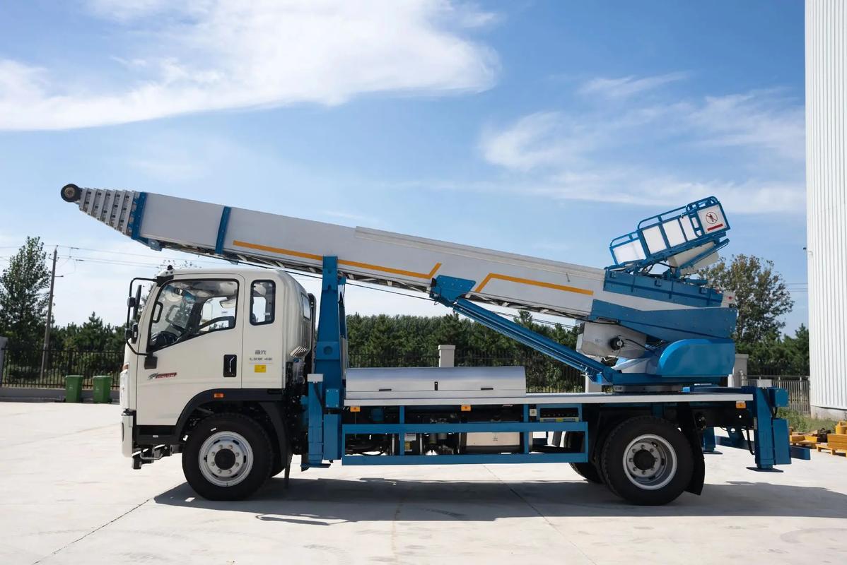 茌平云梯上料车租赁费用